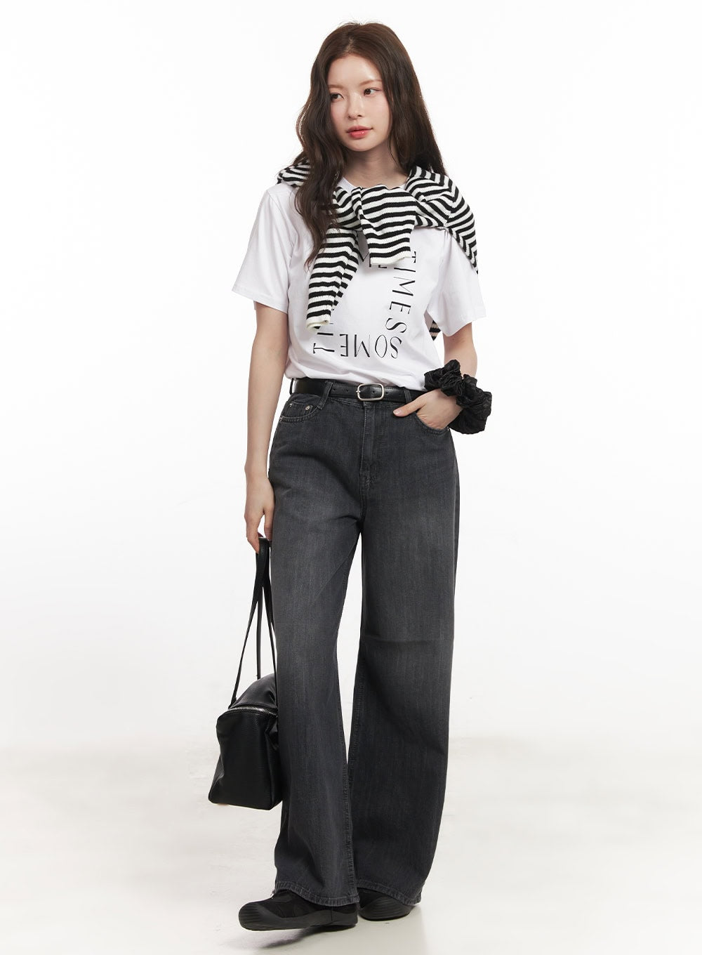 Graphic Crew Neck T-Shirt CA502