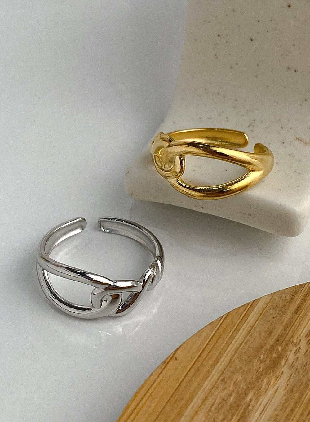 Monroe Soft Knot Ring IA524