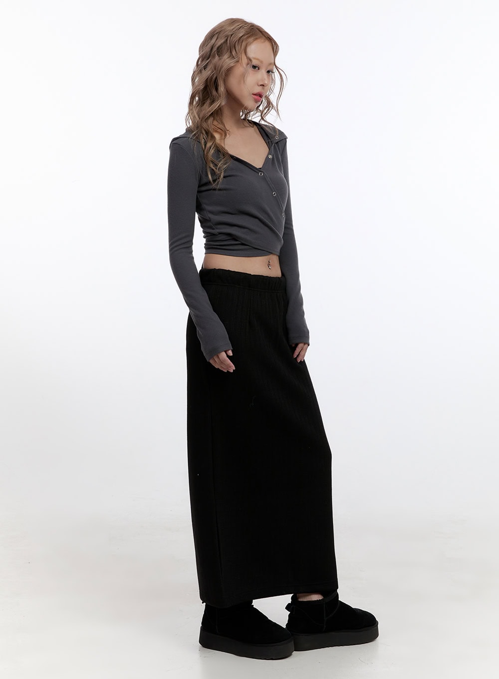 Slim Fit Buttoned Hooded Crop Top CN422