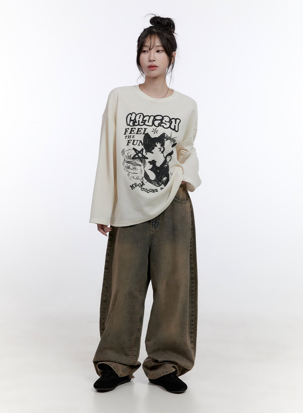 Oversized Graphic Long Sleeve T-Shirt CO418