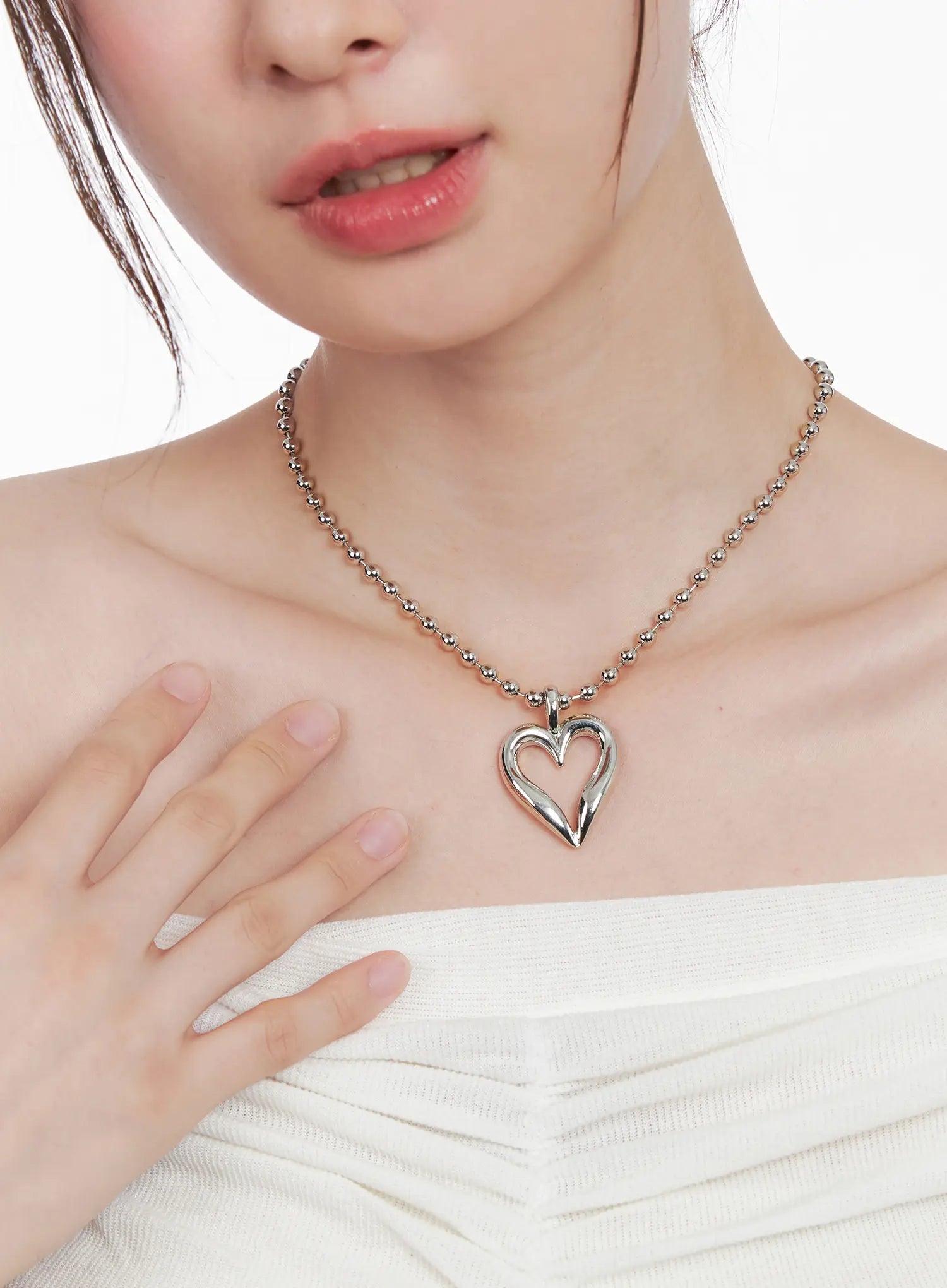 Bold Heart Necklace CL524