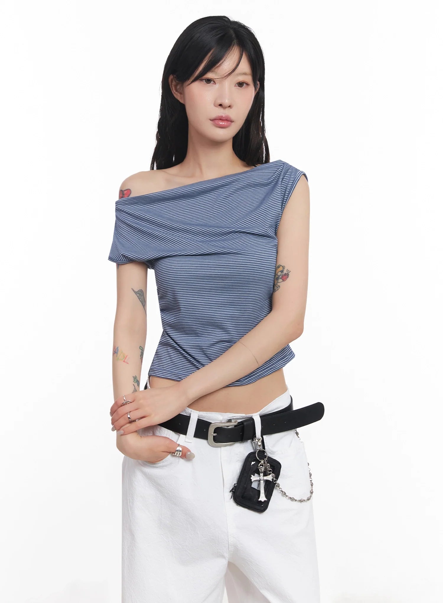 Chic Off-Shoulder Striped Tee IC503