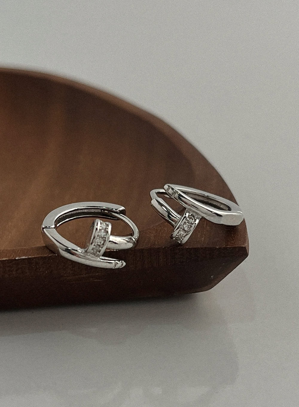 Nasam Round Earrings IL415