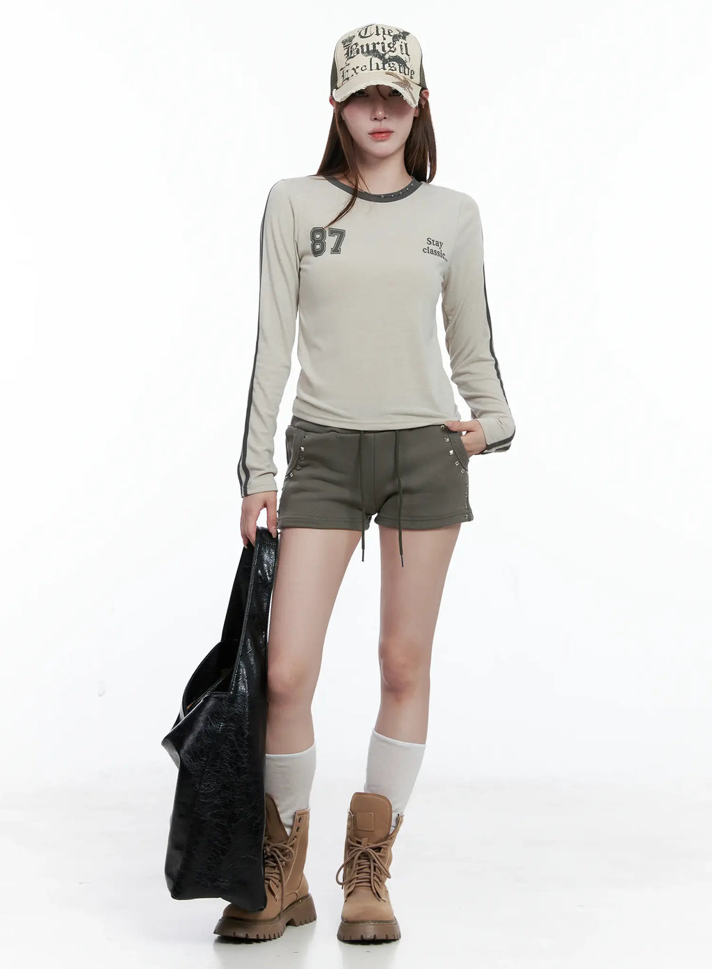 Comfort-Fit Studded Shorts CS501