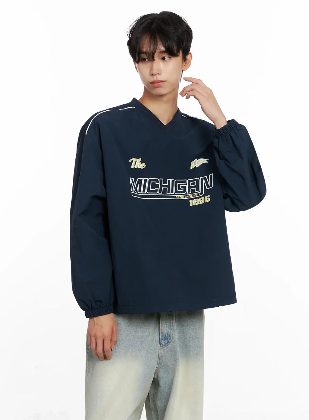 Men's V-Neck Lettering Windbreak Pullover IO517