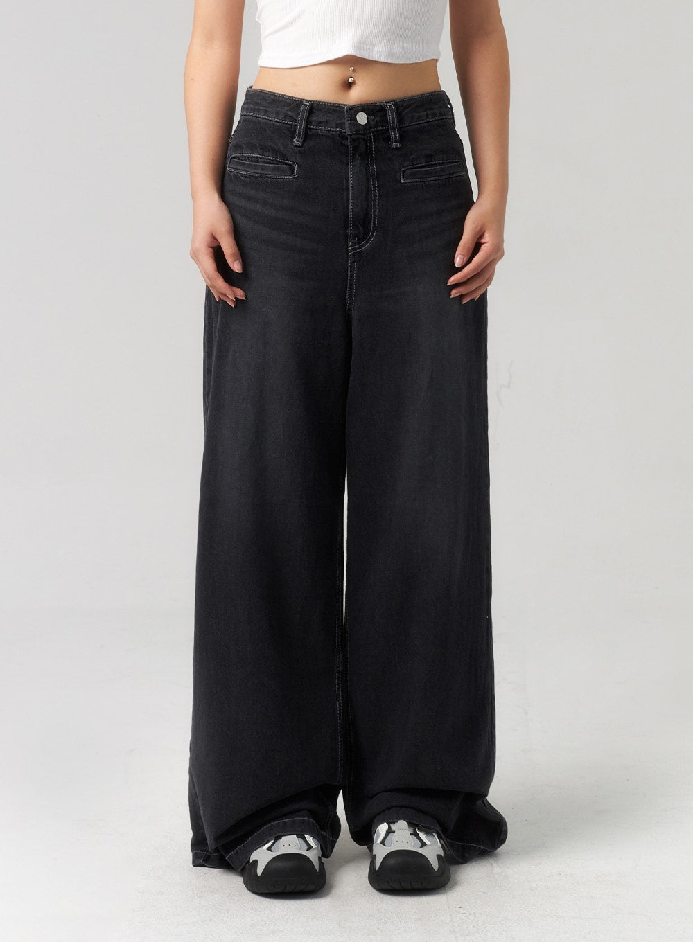 Oversized Leg Jeans CL303