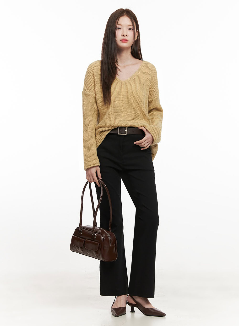 Slim-Fit Flared Slacks IF505