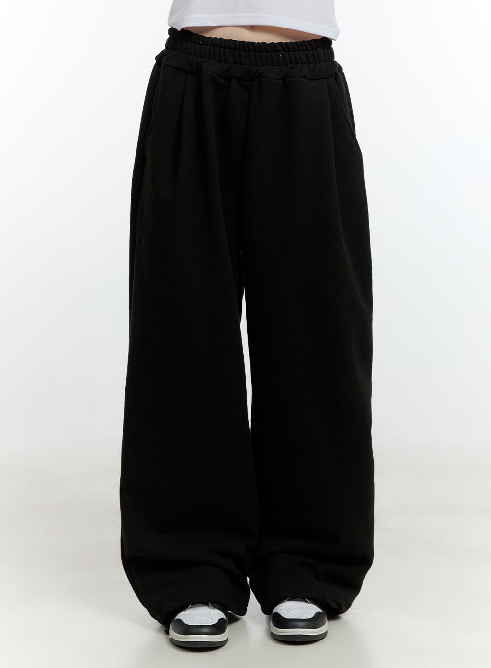 Essential Pintuck Wide-Leg Sweatpants CF507