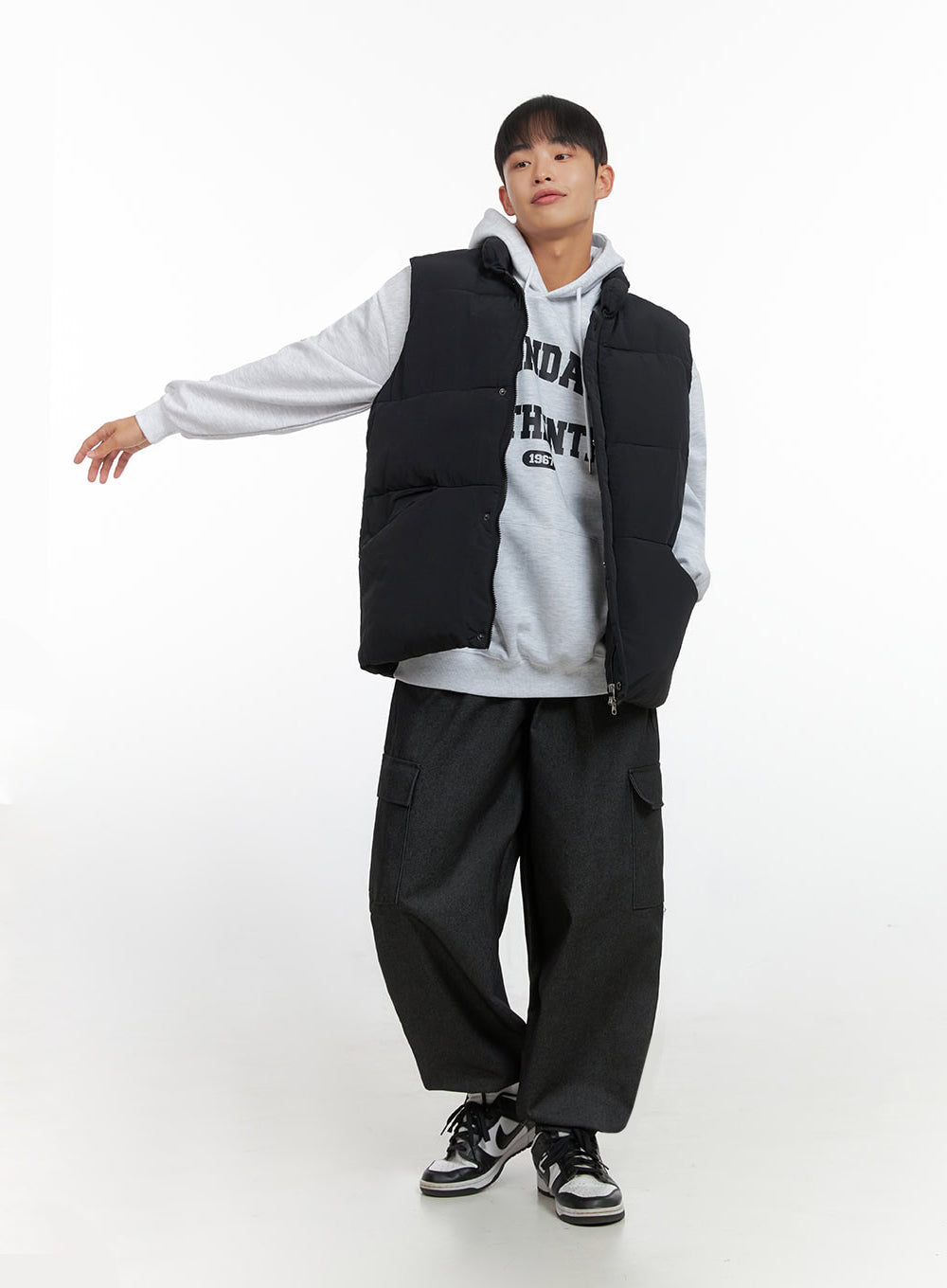 Men's Basic Puffer Vest IO420