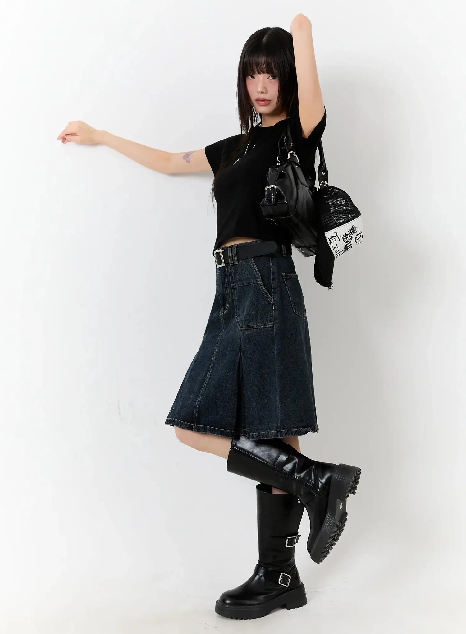 Slim-Fit Cropped Tee IU523