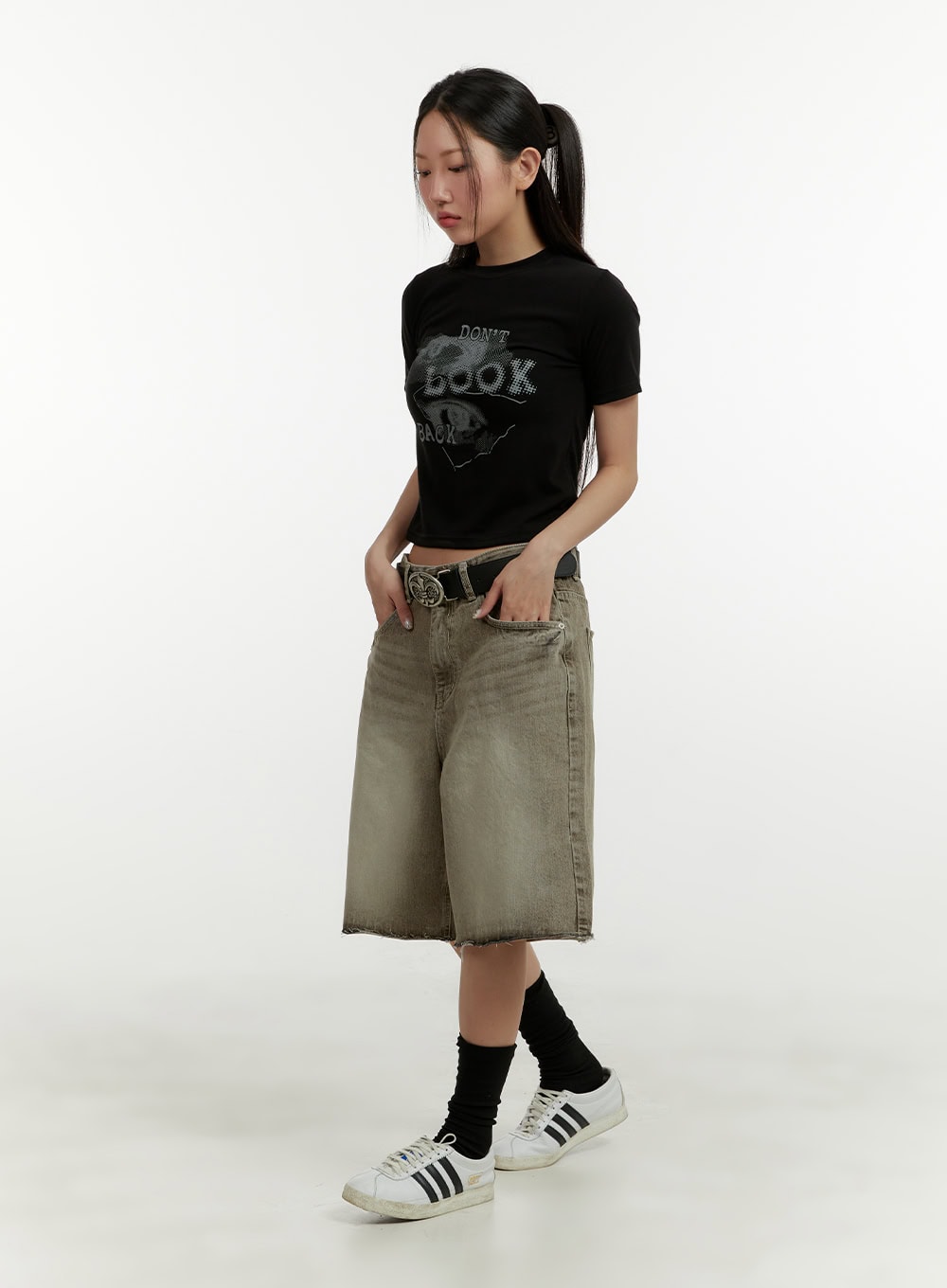 Destroyed Hem Bermuda Jorts CY409