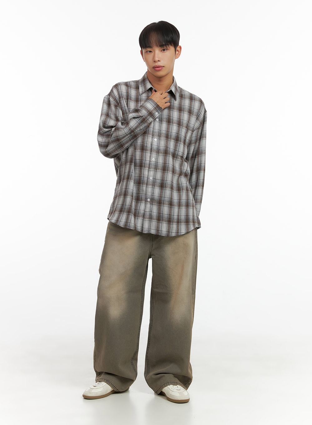 Wide-Fit Denim Washed Jeans CO410