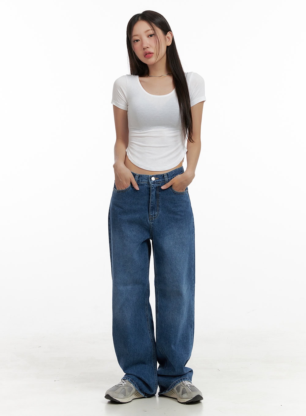 Slim U-Neck Crop Top CL431