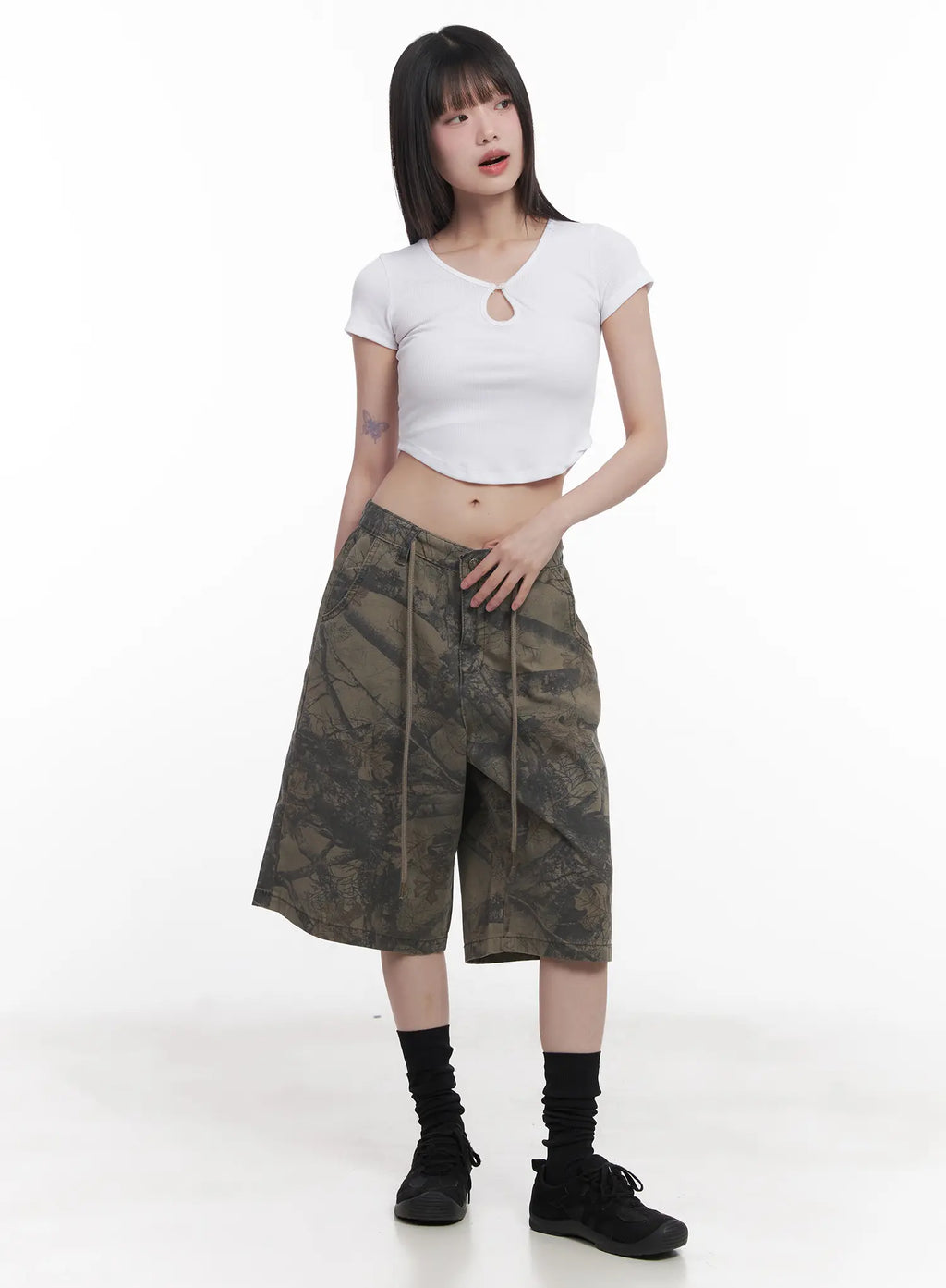 Cut-Out Crop Tee CU520