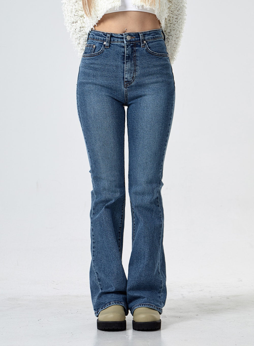 Boot Cut Blue Jeans CG24