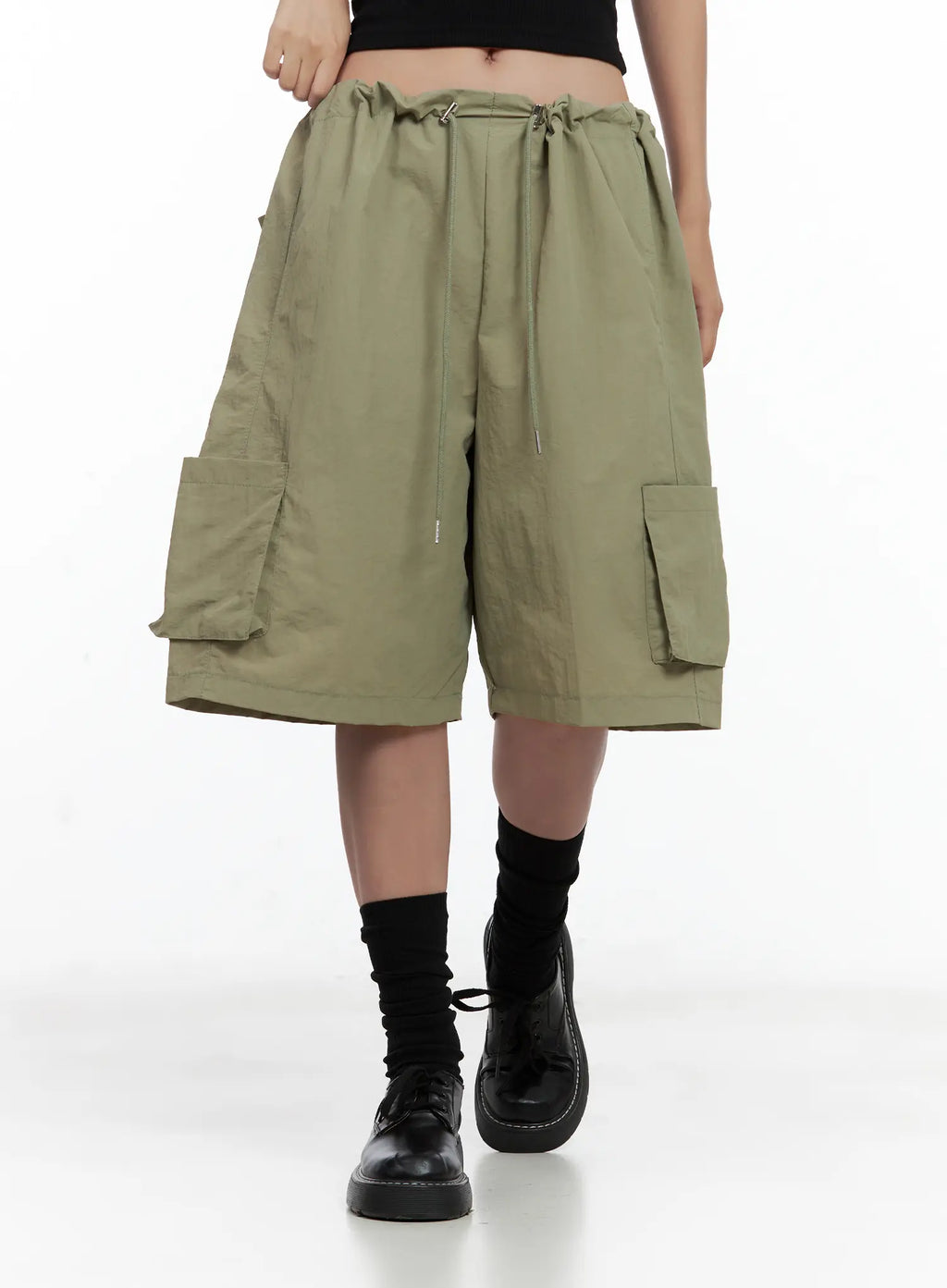 Nylon Cargo Bermuda Shorts CL509