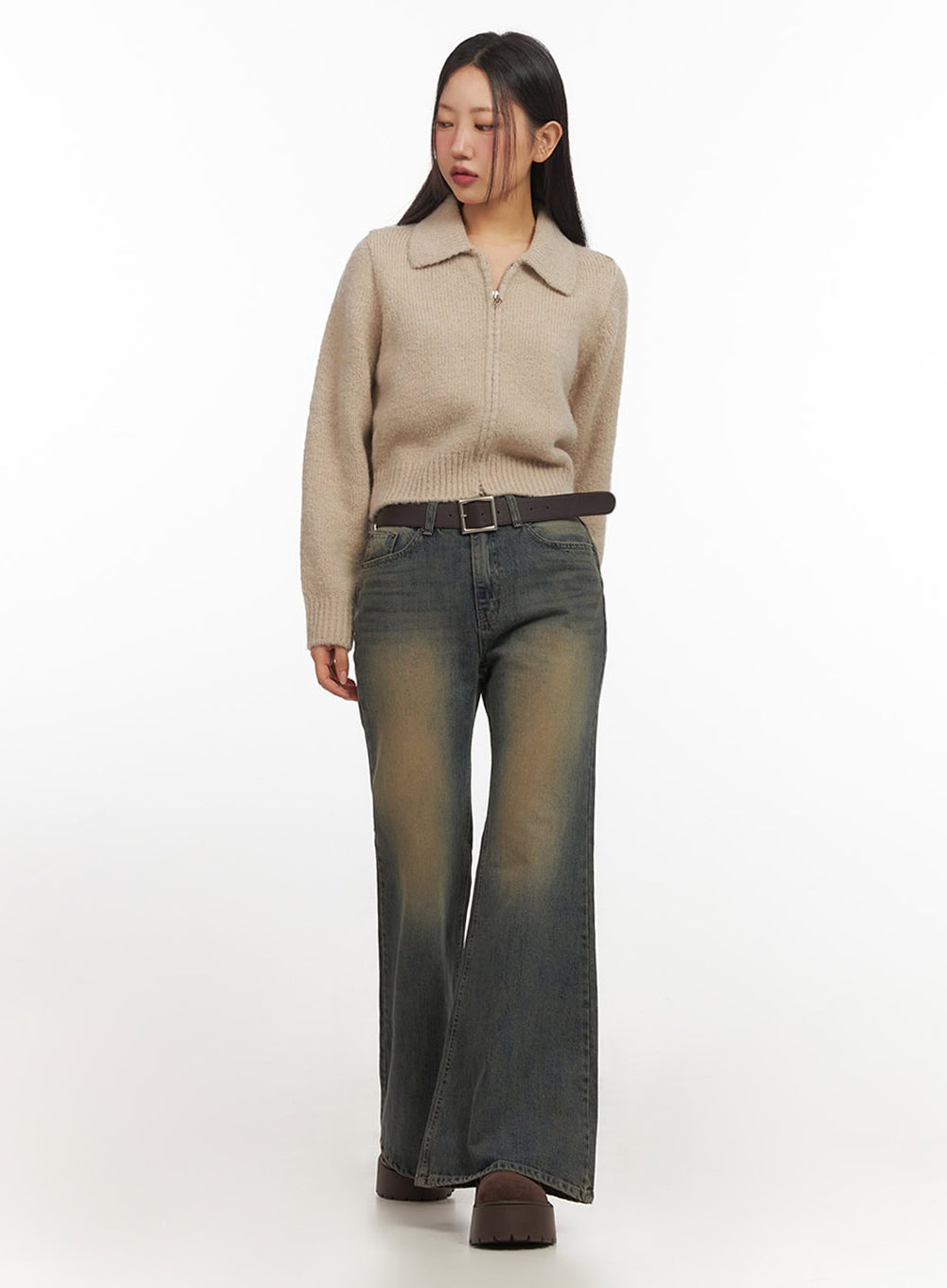 Kourtney Vintage Wash Flared Jeans IF510