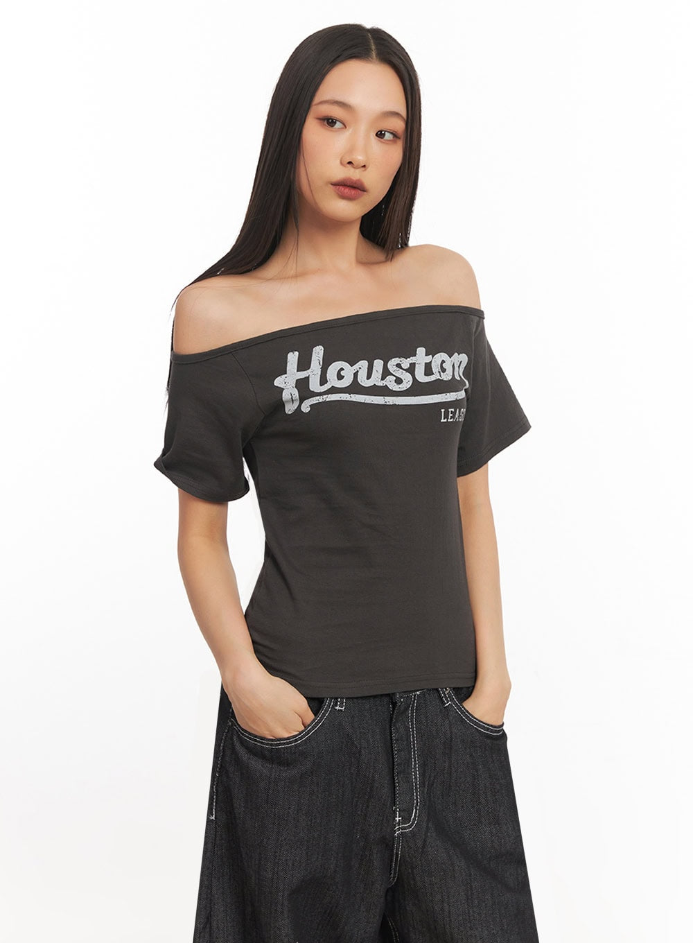 Cotton Graphic Off-Shoulder T-Shirt IA507