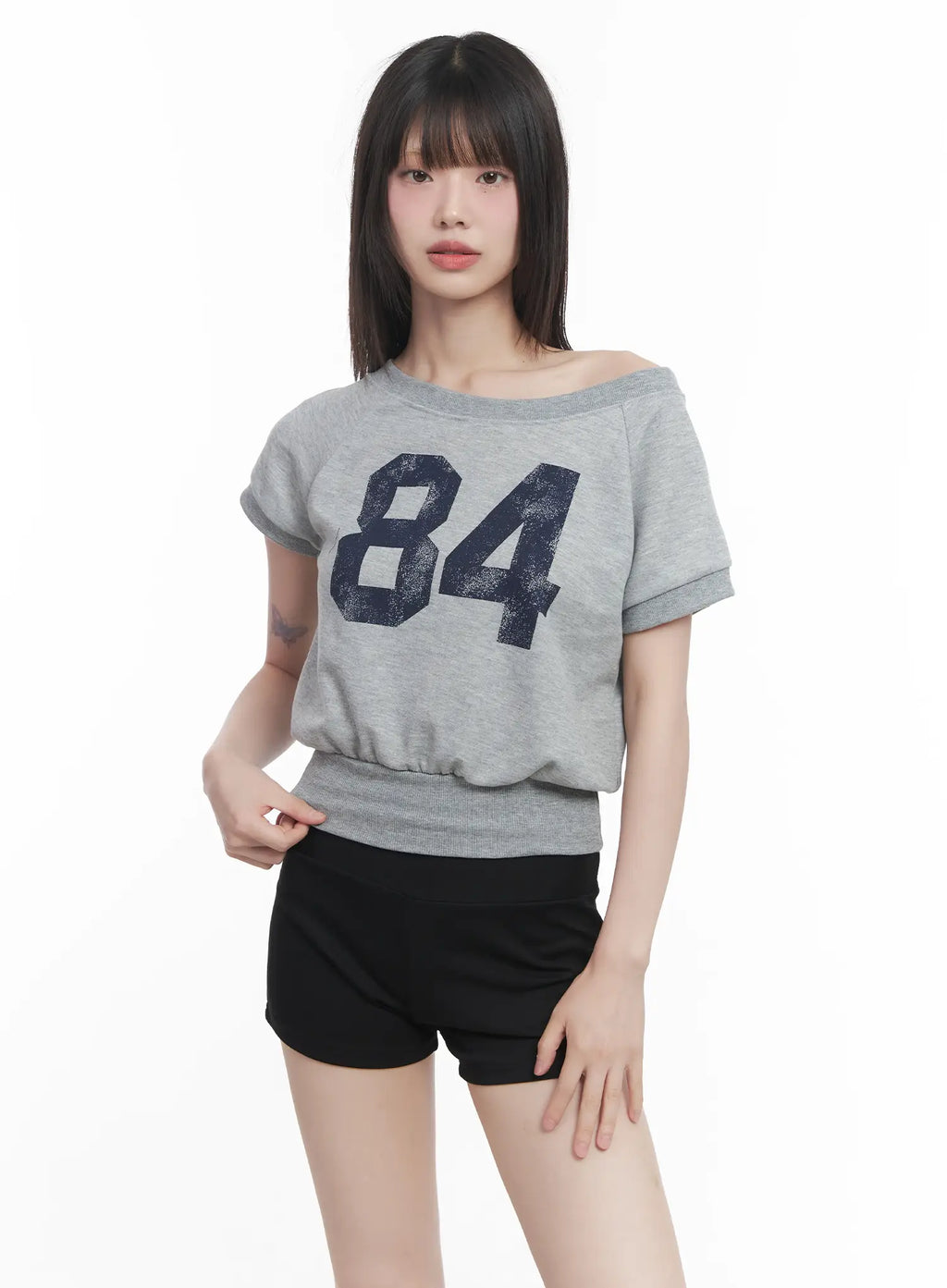 Asymmetric Graphic Relaxed-Fit Crop Top CU518