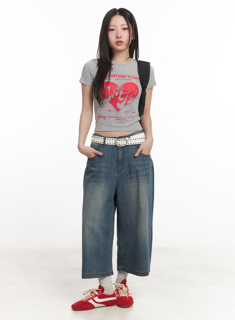 Slim-Fit Graphic Top  CA525