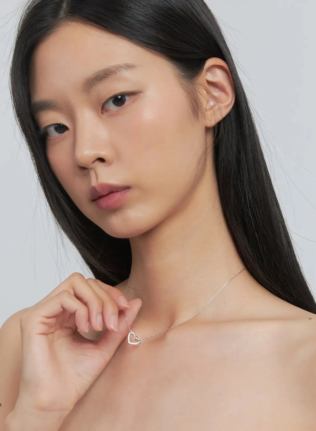 Ariana Heart Necklace IU512