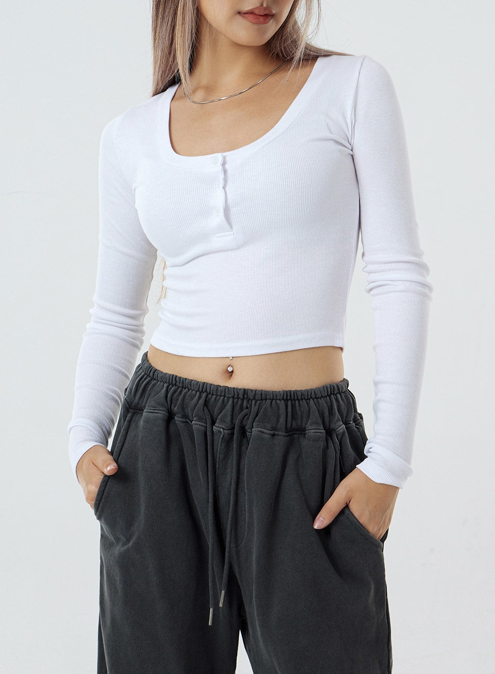 Button U-Neck Crop Long Sleeve T-Shirt CS02