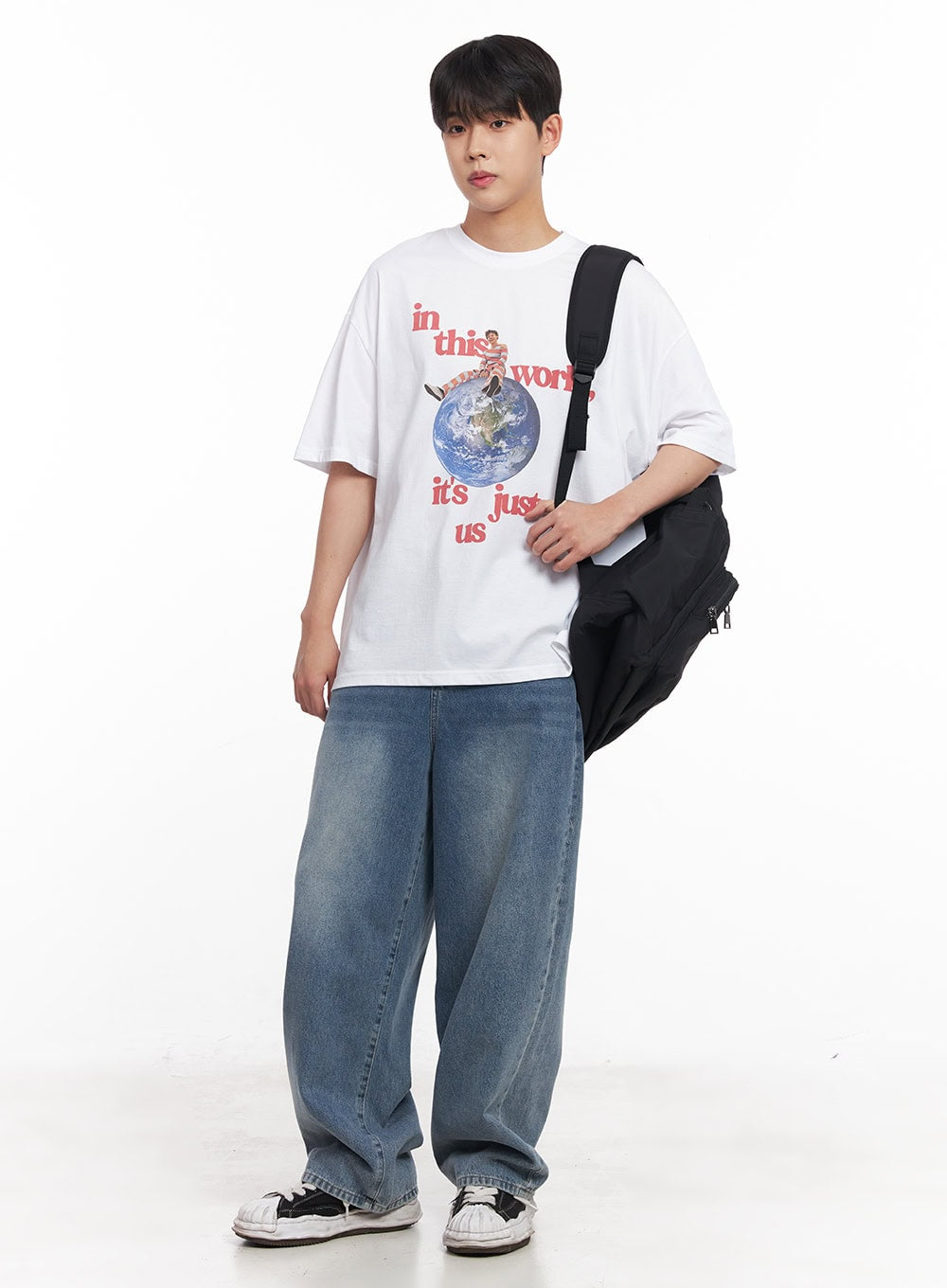 Men's Graphic Planet T-Shirt IY520