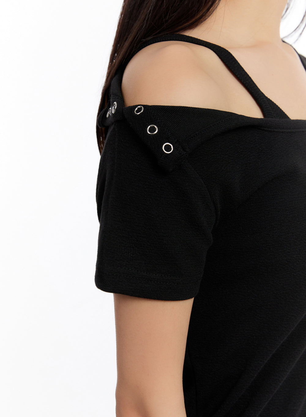 Slim-Fit Buttoned U Neck Top IU509