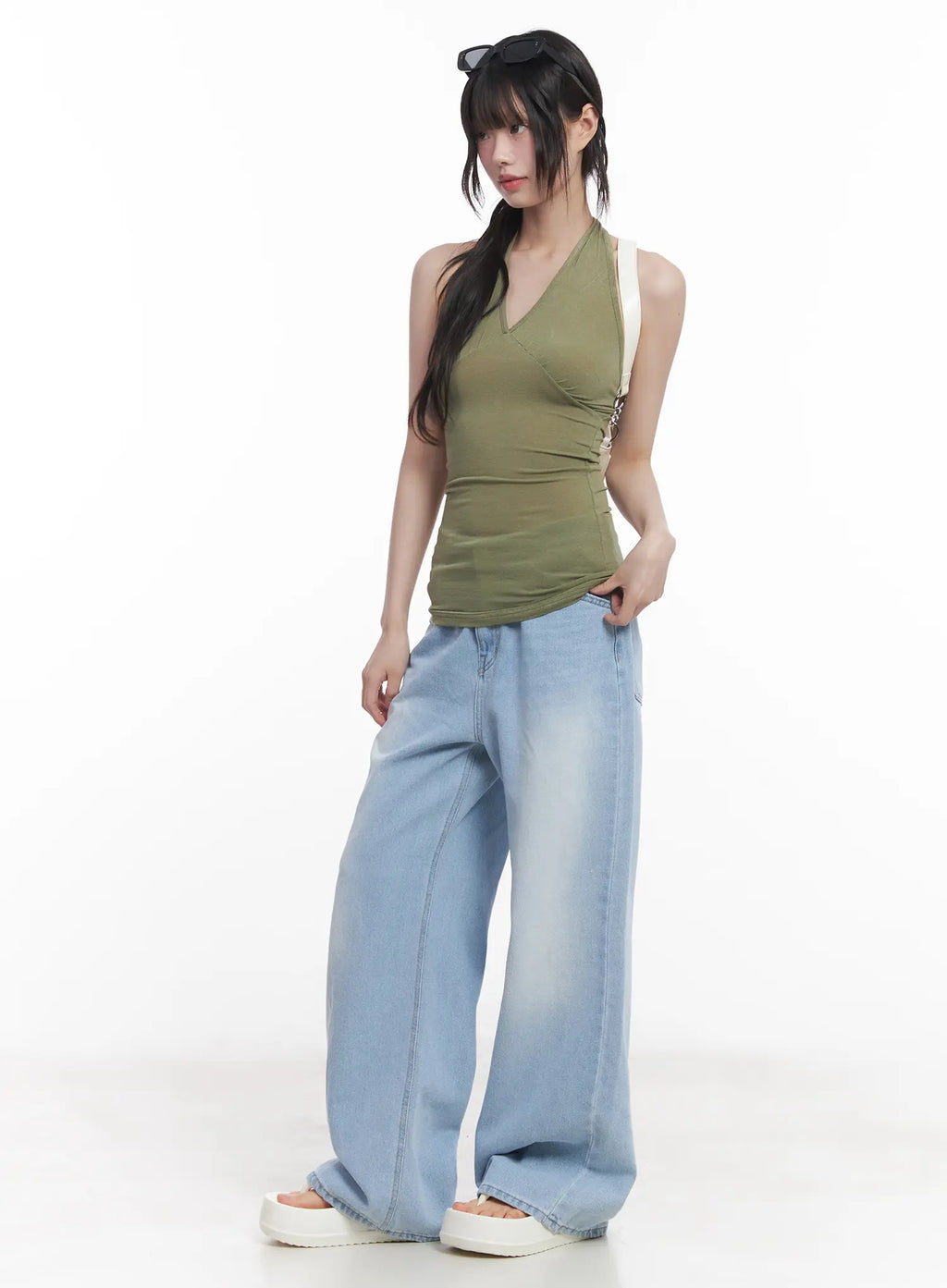 Haerin Washed Wide-Leg Jeans CU519