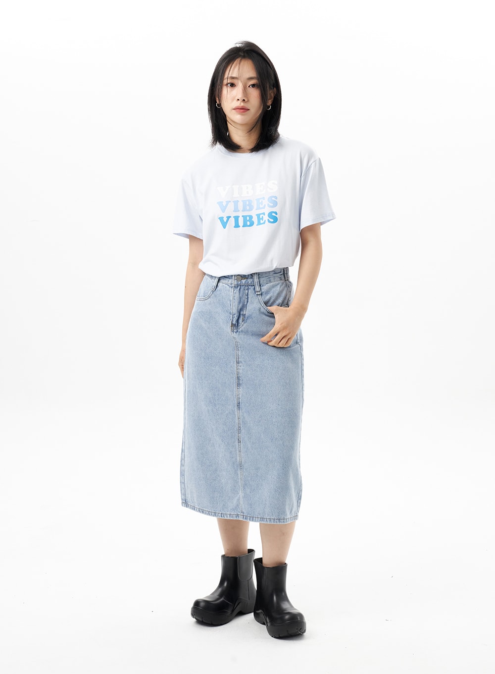 Crewneck Graphic Tee OU313