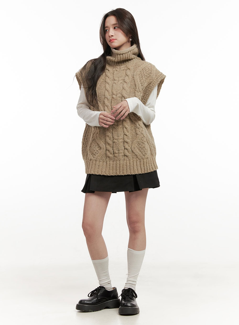 Cable Knit Oversize Turtle Neck Vest ON429