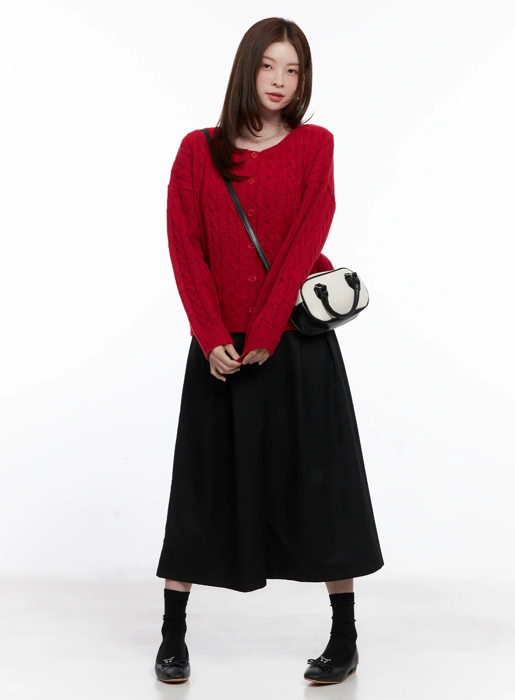 Loose-Fit Cable Knit Cardigan CG521