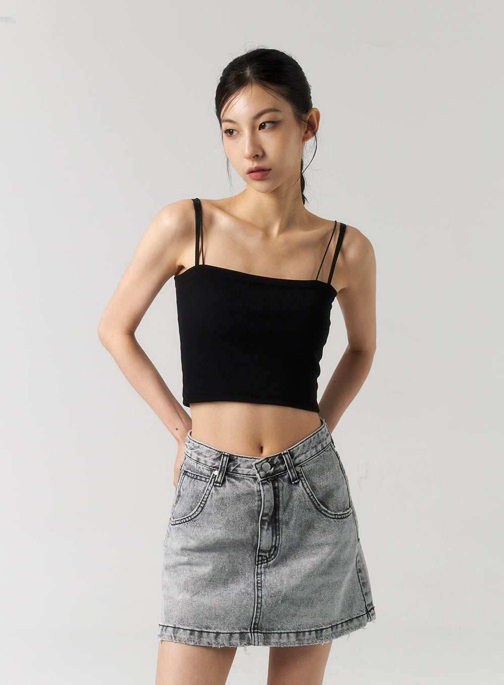 Thin Strap Cropped Top CU320