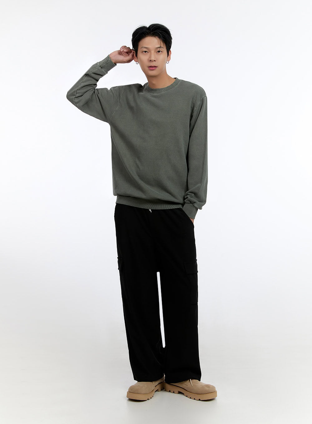 Men's Relaxed Fit Long Sleeve Sweatshirt IO428