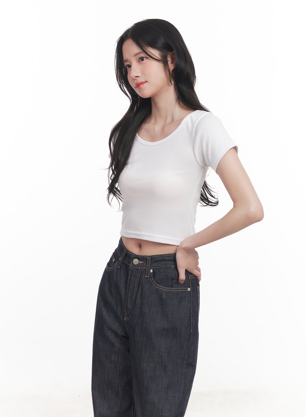 Basic Slim-Fit Crop Top CA510