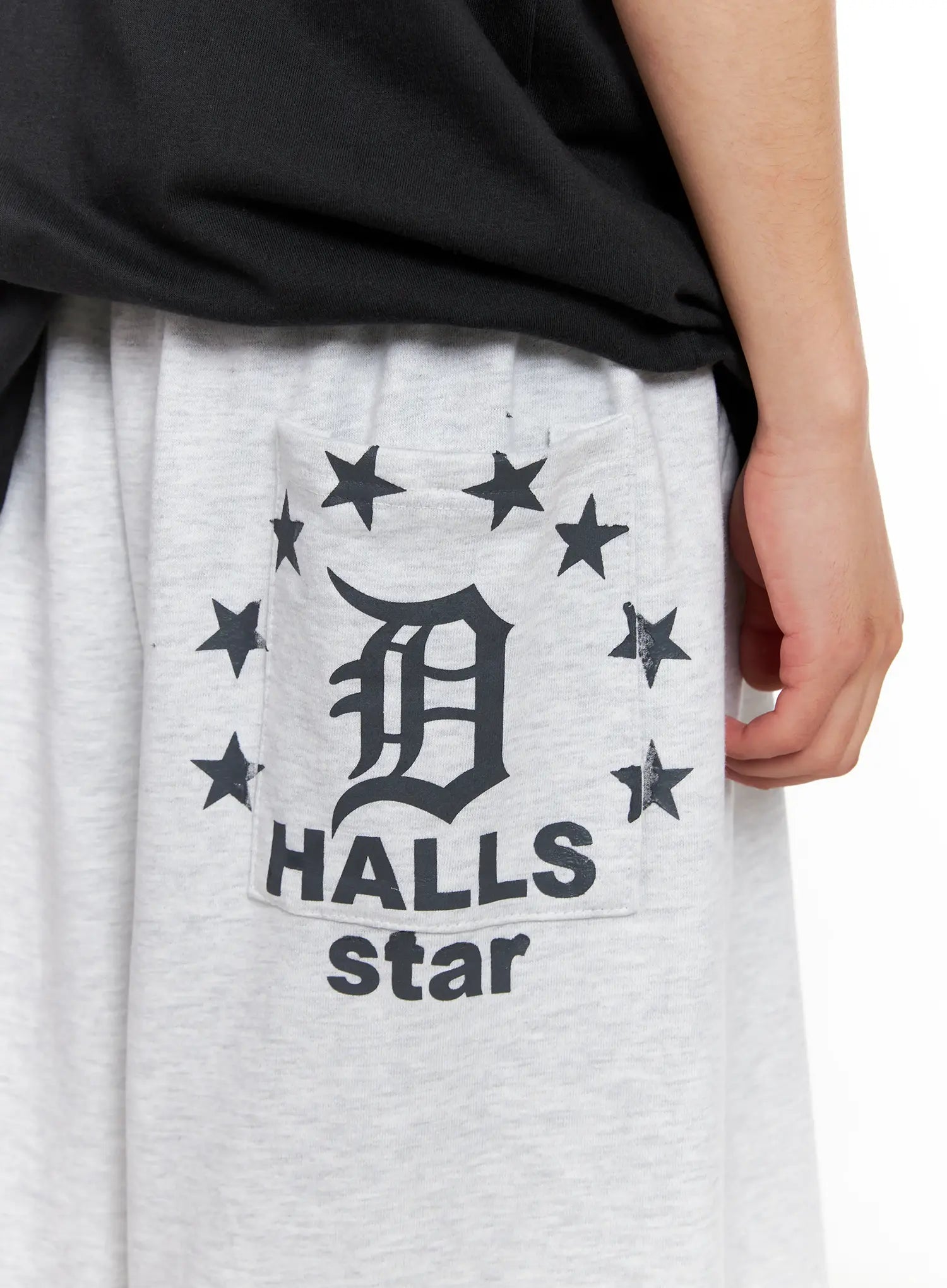 Men's Graphic Sweatshorts IL521