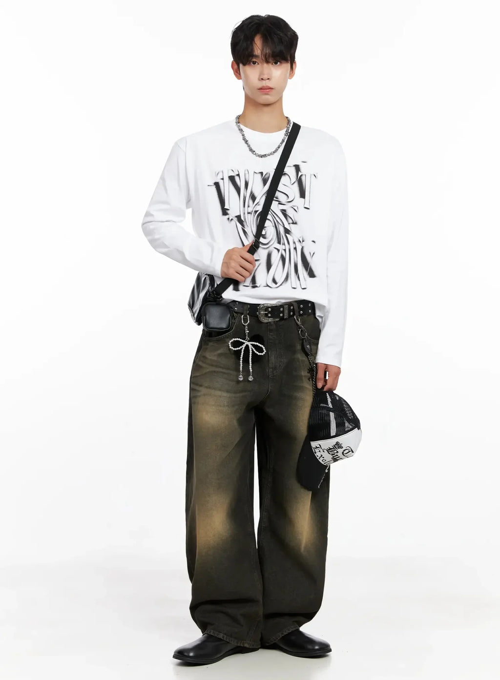 Men's Twist Graphic Long Sleeve Shirt IO516