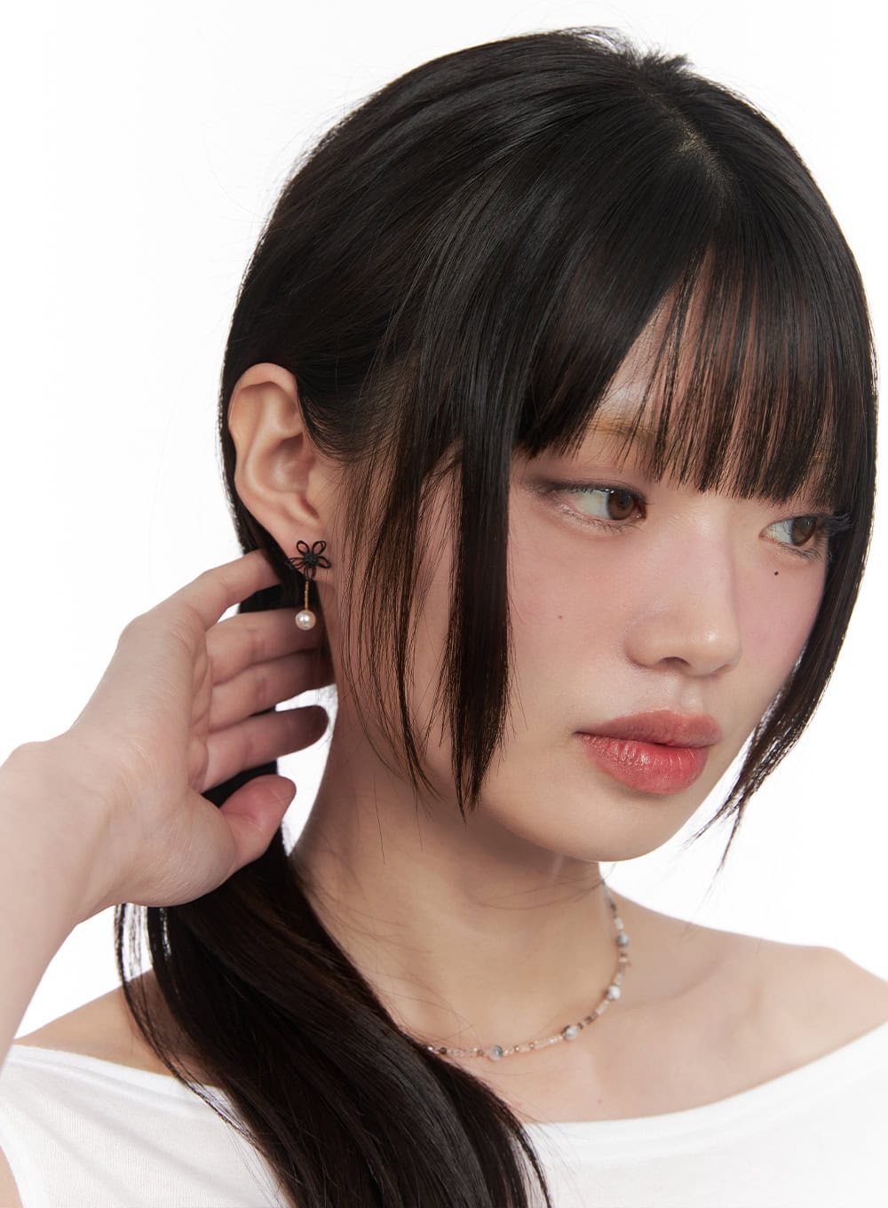 Ezra Black Earrings IY530