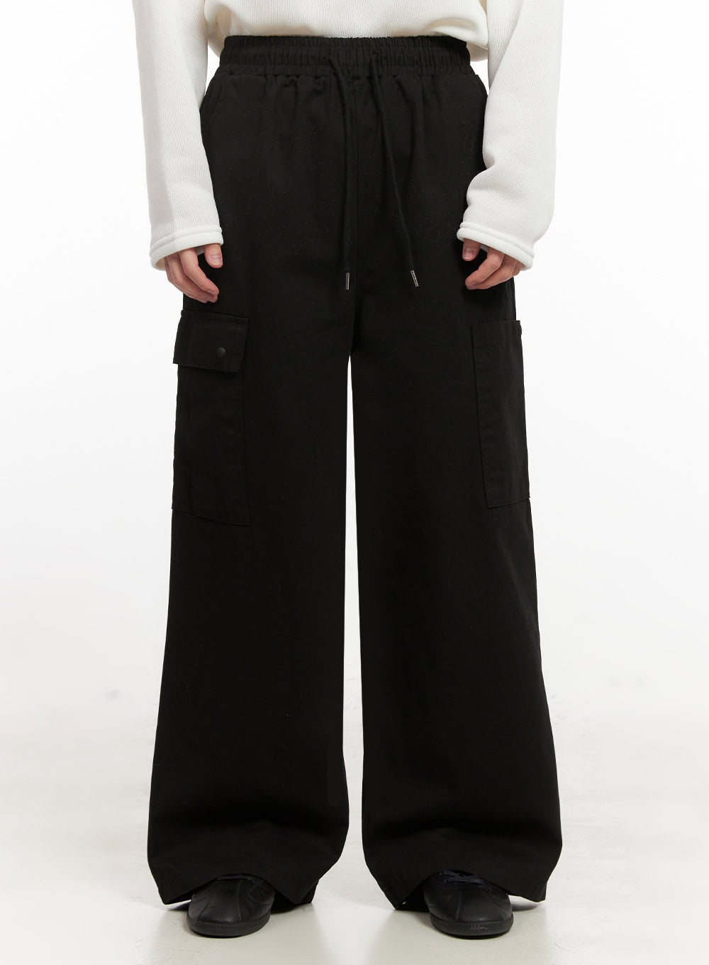 Men's Relaxed-Fit Cargo Pants IJ517