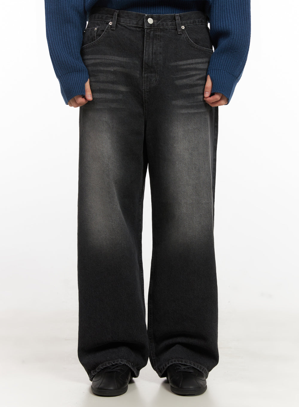 Men's Washed Relaxed-Fit Jeans IJ517