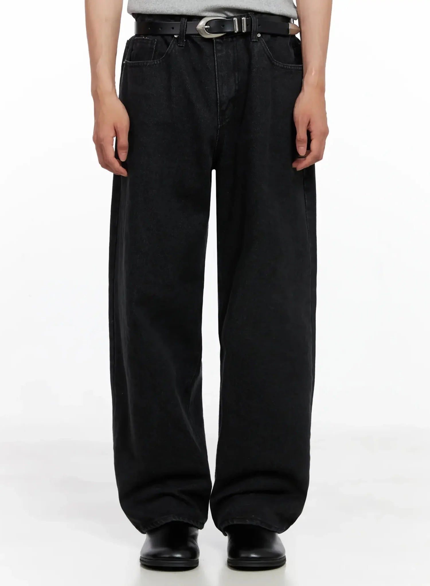 Men's Vintage Black Jeans IO517