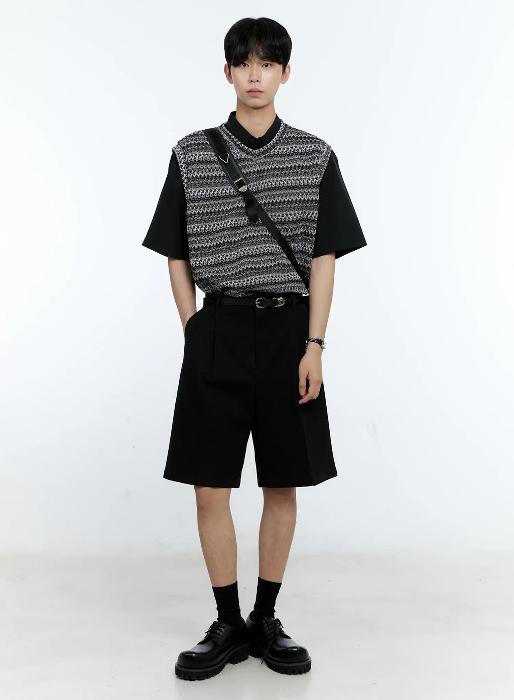 Men's Pleat Bermuda Shorts IG501