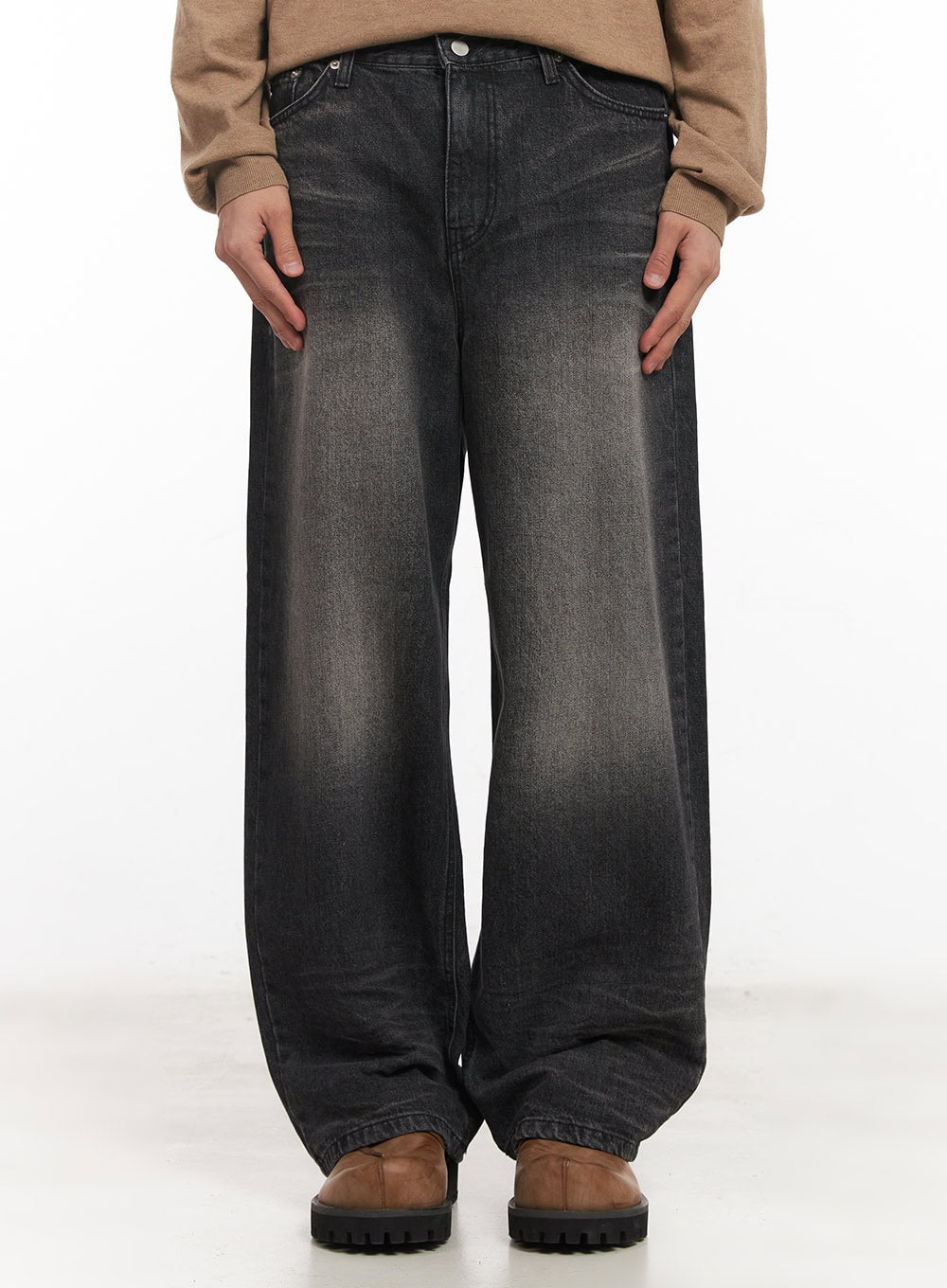 Men's Washed Wide-Leg Jeans IM518