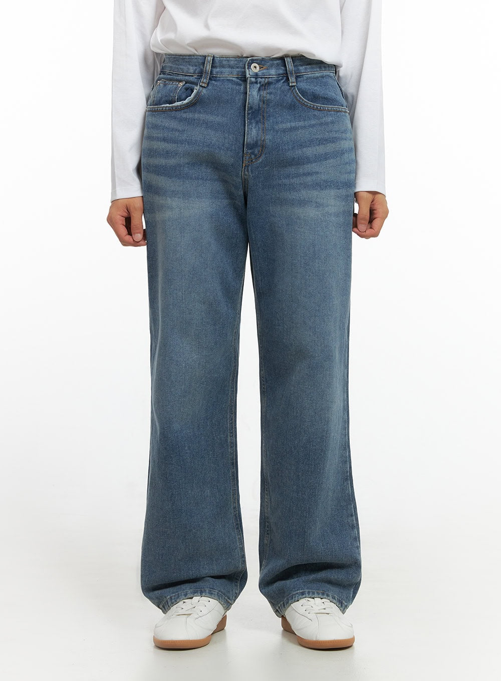 Men's Classic Washed Straight Fit Denim Jeans IO420