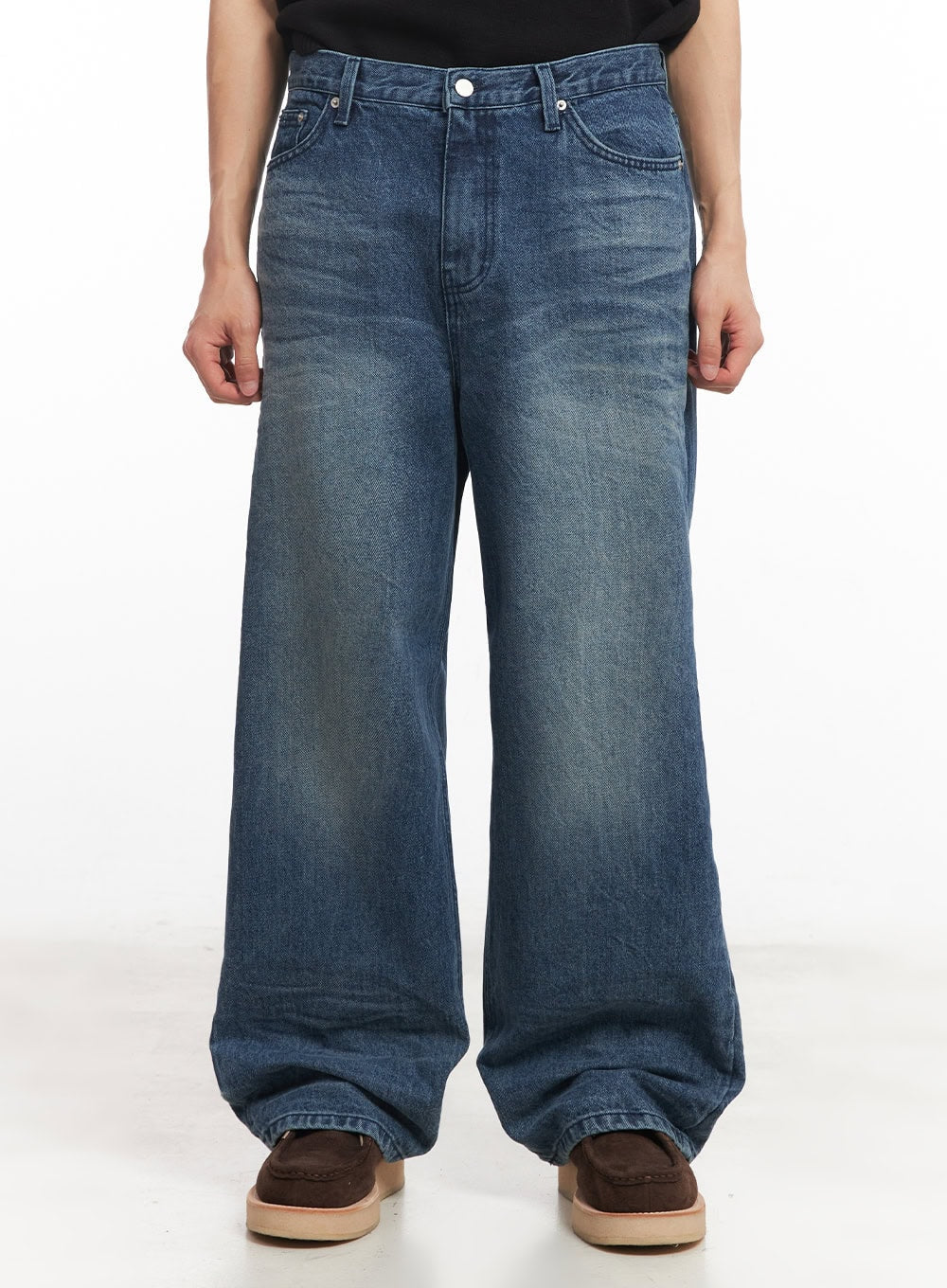 Men's Classic Wide-Fit Jeans IA521