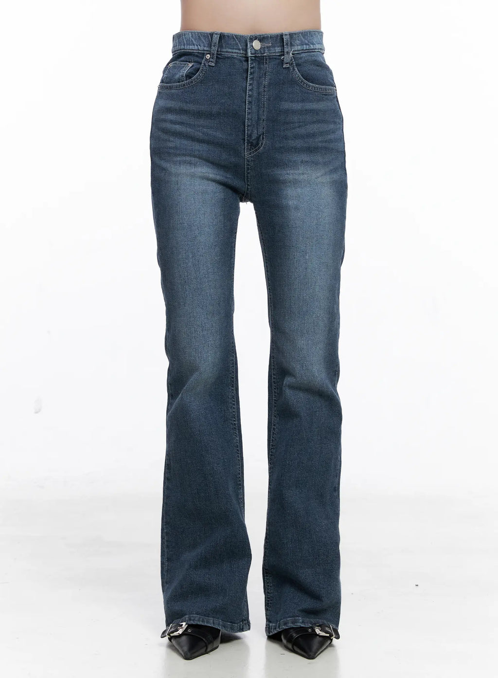 Baylor Mid-Rise Flared Jeans CS519