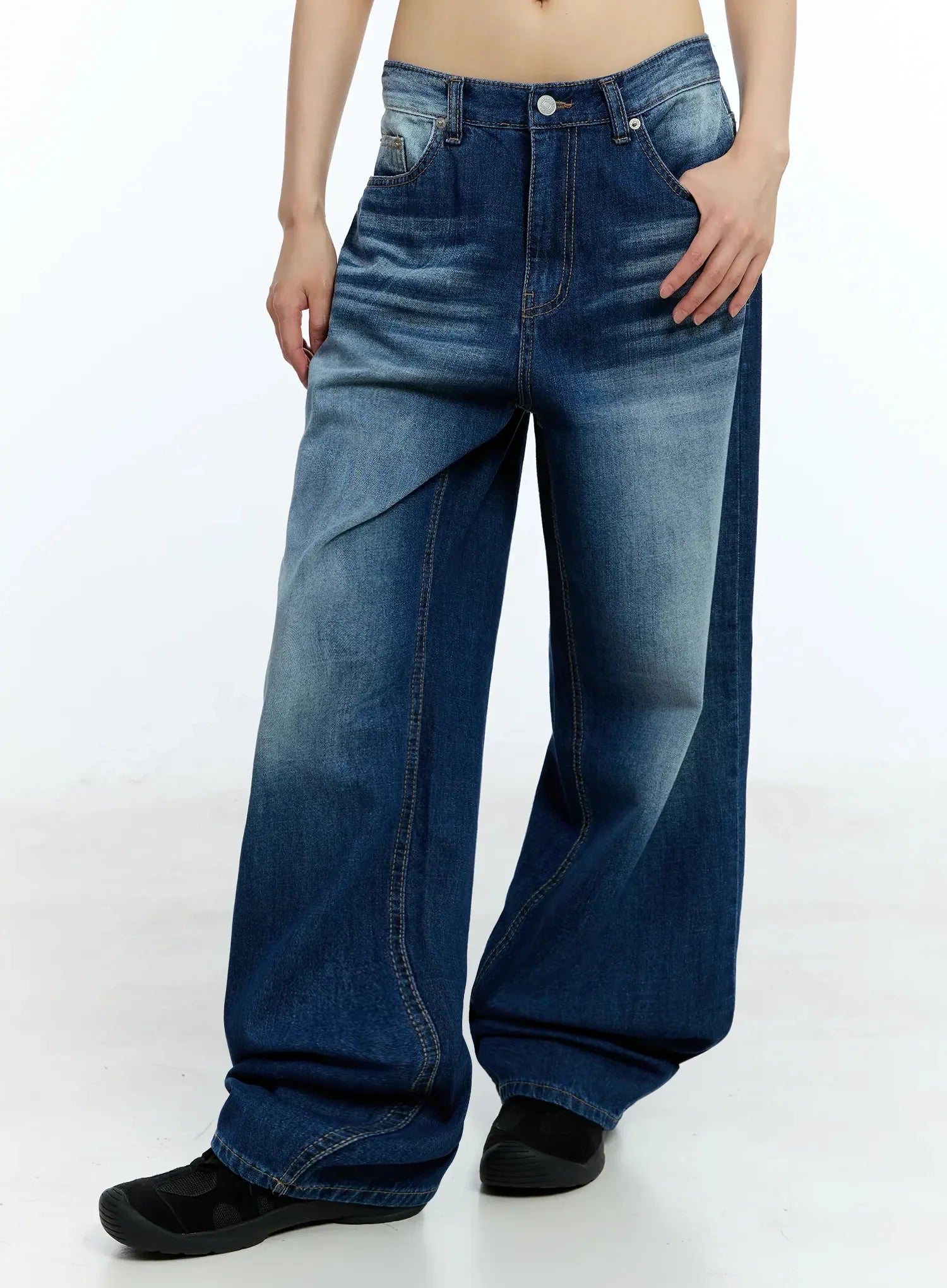 Yoonchae Washed Wide-Leg Jeans IU525