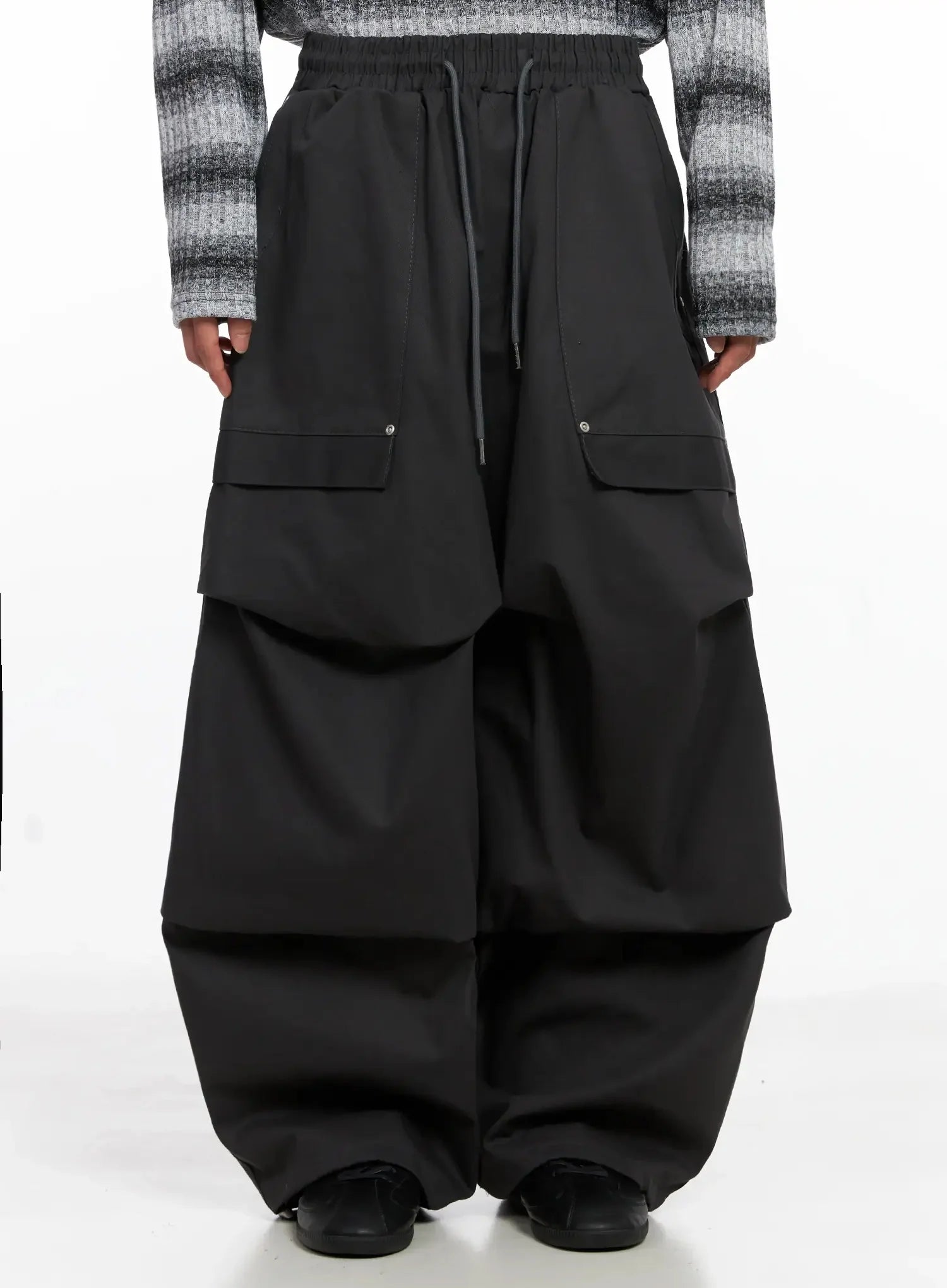 Men's Cargo Balloon Pants IO516