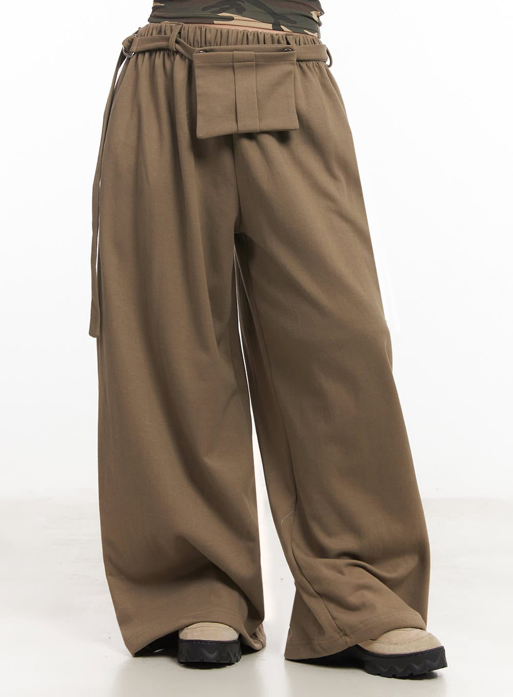 Pintuck Belt Wide-Leg Sweatpants IM528