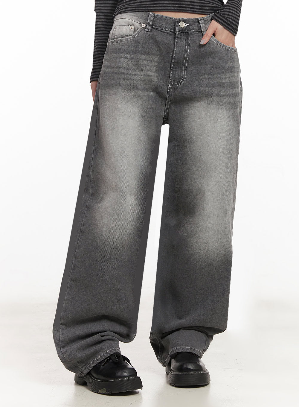 Becca Washed Straight-Leg Jeans IM524
